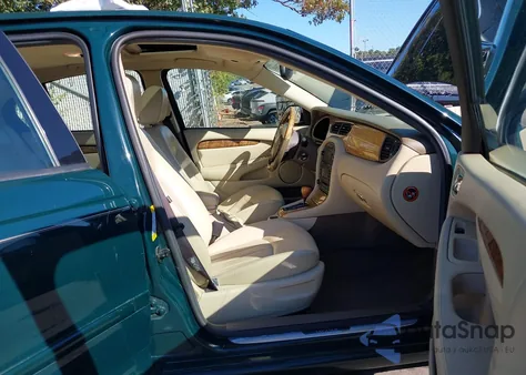 2004 Jaguar X-Type 3.0 из США, поврежденный, VIN SAJEA51C54WD57089